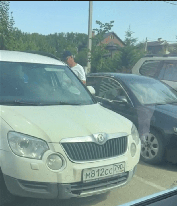 Зарегистрирован автомобиль с номером М812СС 790RUS Skoda Yeti.
